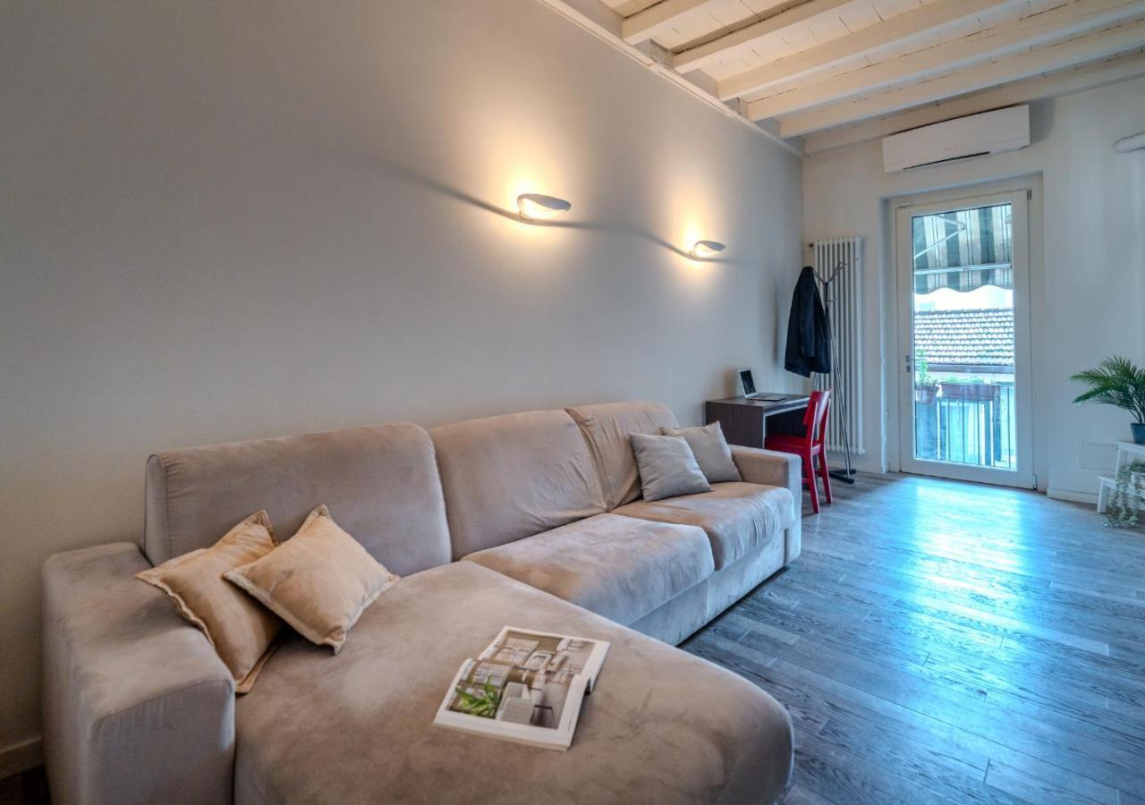 Apartment Duomo-navigli - Elegante In Centro Storico